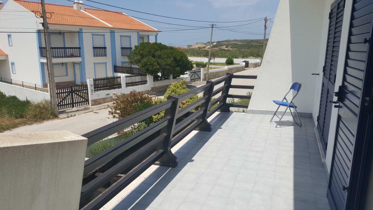 Villa Da Praia Azul Silveira  Εξωτερικό φωτογραφία